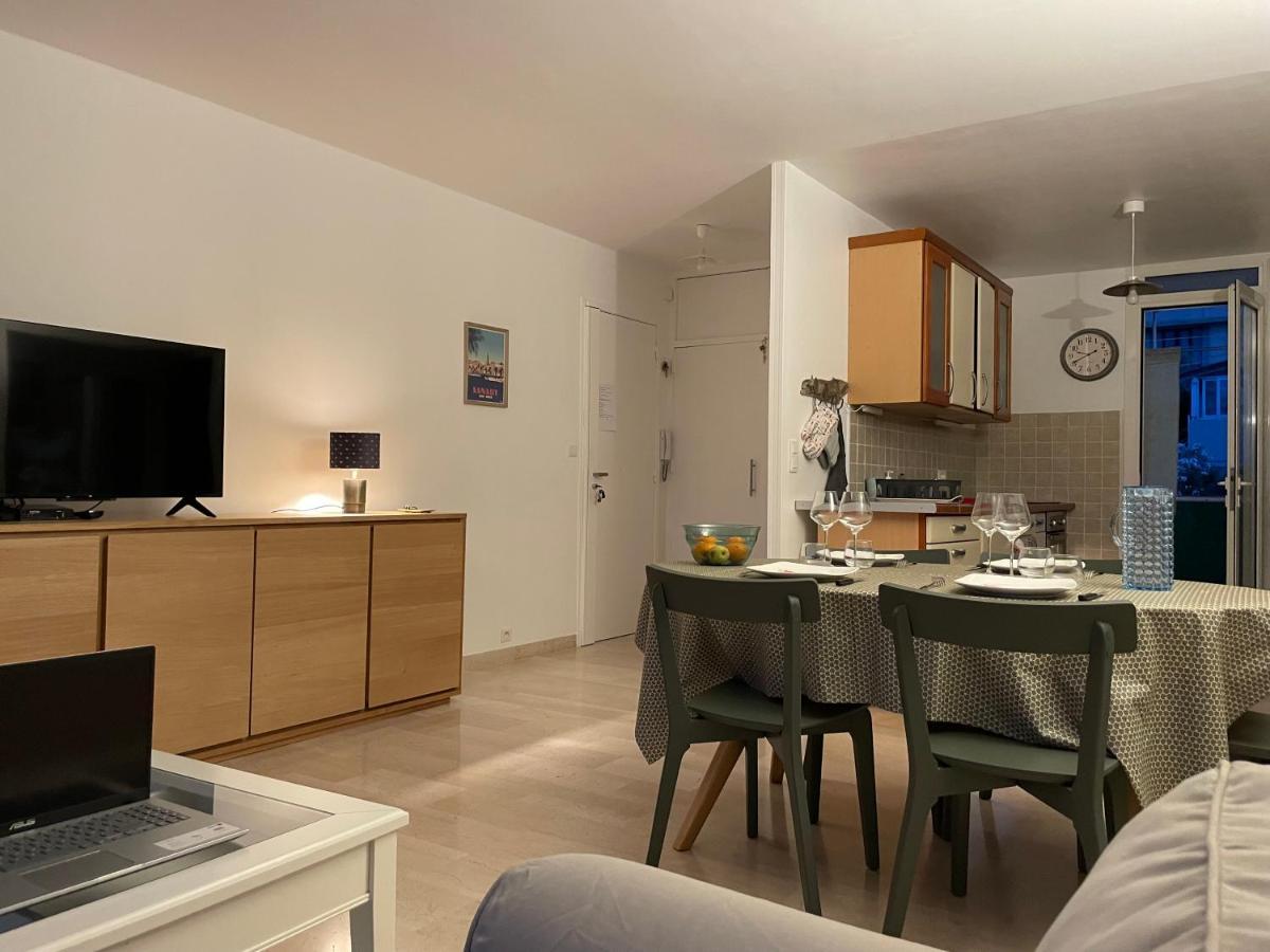 Appartement Les Pieds Dans L'Eau Saint-Mandrier-sur-Mer Exterior foto