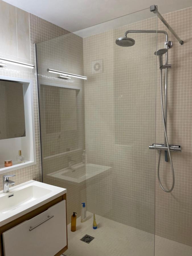 Appartement Les Pieds Dans L'Eau Saint-Mandrier-sur-Mer Exterior foto